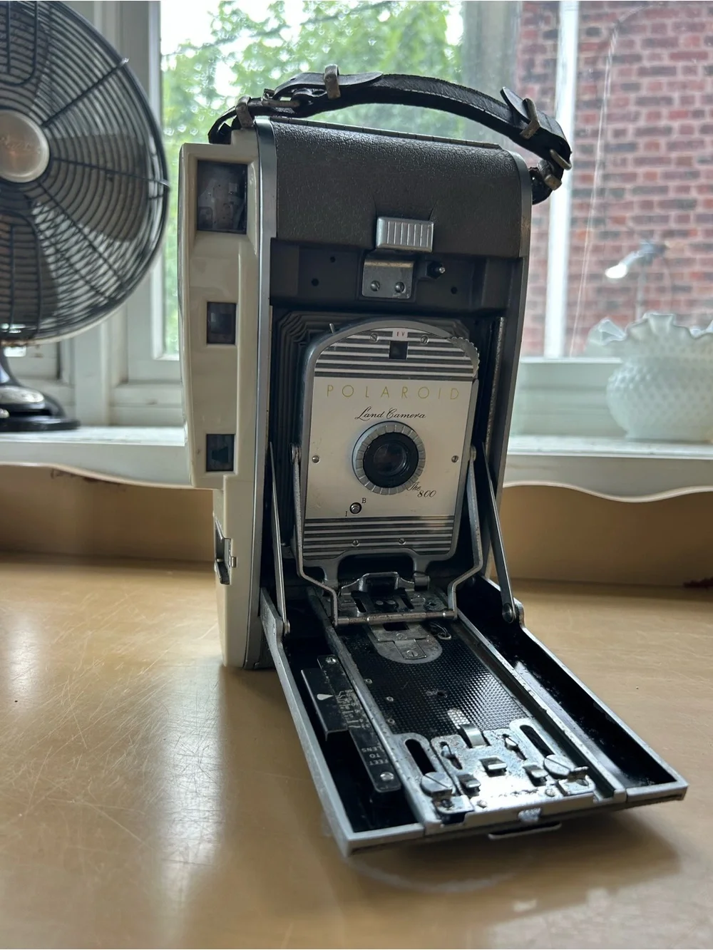 Polaroid Silver Gray Folding Land Camera